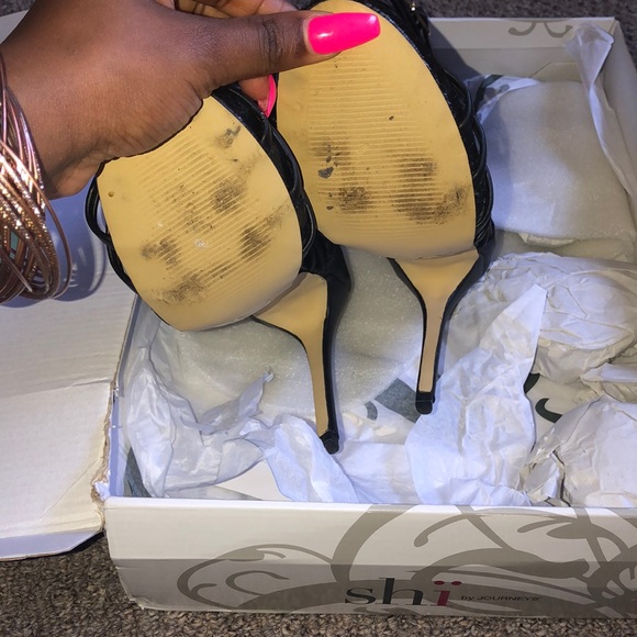 Upscale Heels - Picture 2 of 2